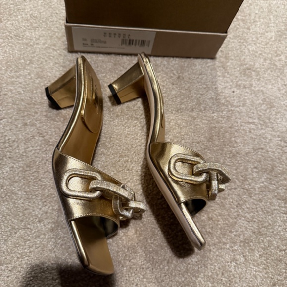 Serena Uziyel Shoes - Picture 3 of 9